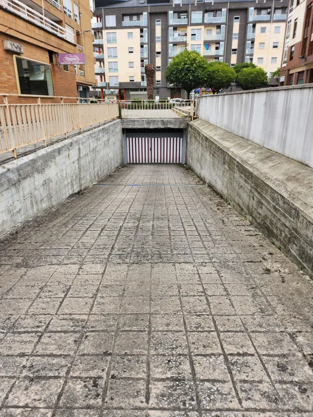 Garaje 15m² en alquiler - Covadonga - Campuzano - Ciudad Ver - foto 4