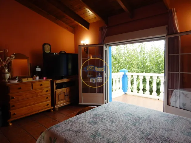 OPORTUNIDAD AMPLIO CHALET CON PISCINA MUY PRÓXIMO A LA POBLACION DE ONTINYENT — 16