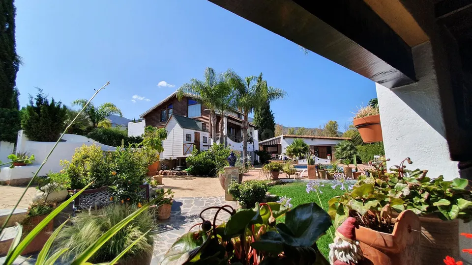 Finca rústica 11 habitaciones 376m² en venta - Costa del Sol