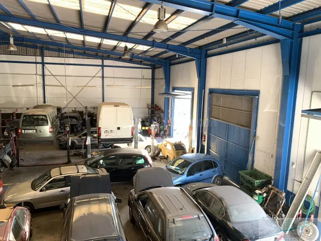 Oportunidad de Nave Industrial en Salobreña - foto 4