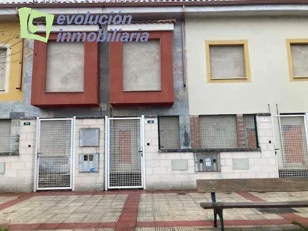 PROMOCION DE 19 VIVIENDAS ADOSADAS EN BRIVIESCA BURGOS — 8