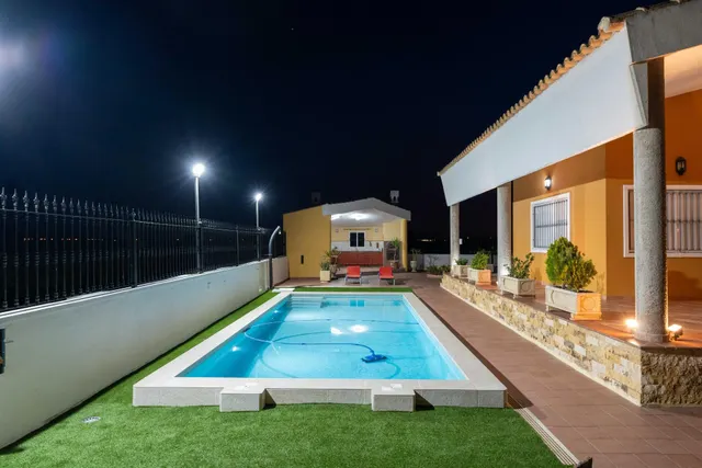 Magnífico Chalet en Orihuela – Listo para Entrar a Vivir — 39