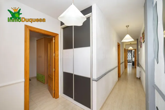 Piso de 3 dorm. en Las Gabias, con APARCAMIENTO. — 5