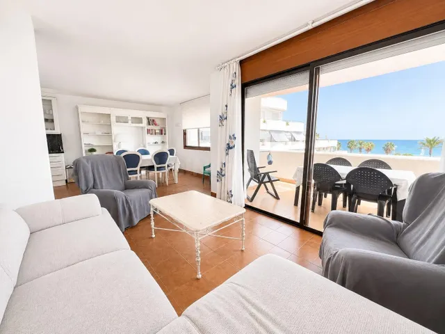 Primera linea de mar en Cambrils - foto 2