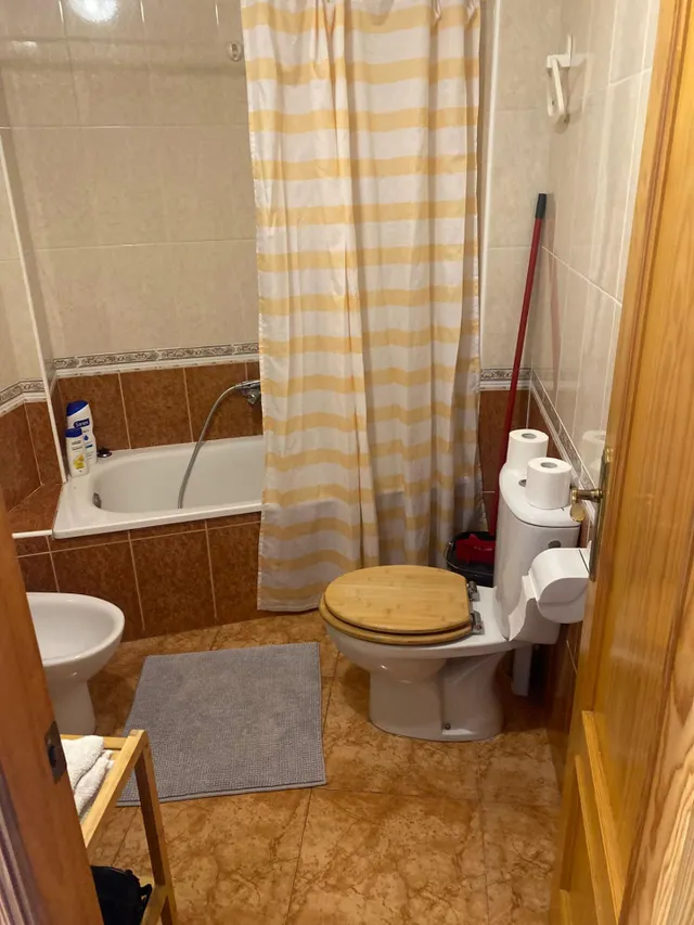 OPORTUNIDAD!!!!! APARTAMENTO CENTRICO CON PISCINA COMUNITARIA — 17