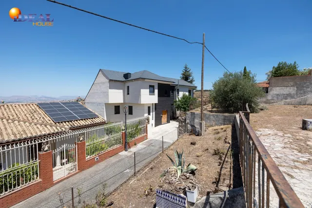 TERRENO URBANO BARRIO MONACHIL — 13