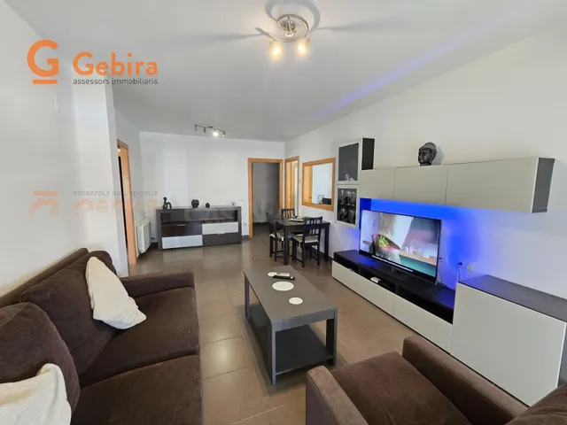 ¡BOMBAZO EN CUNIT! Vivienda impecable con terraza, piscina, parking y trastero — 4