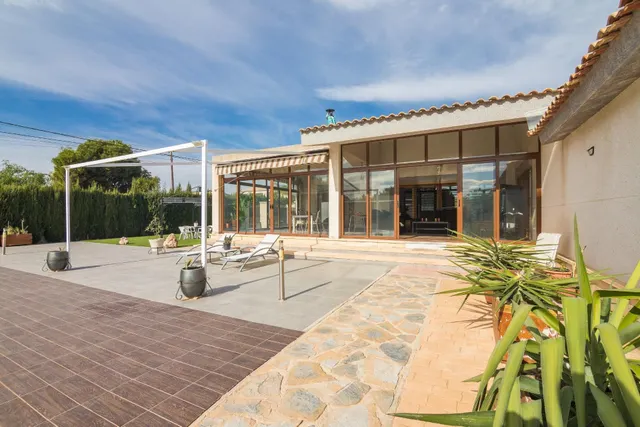 Chalet independiente de lujo en suelo urbanizable — 8