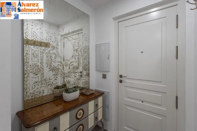 PISO COMPLETAMENTE REFORMADO EN CALLE RECOGIDAS — 32