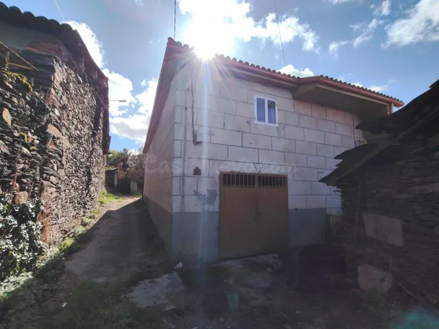 Casa independiente, a reformar -tejado nuevo-. Maceda . Alqu - foto 5