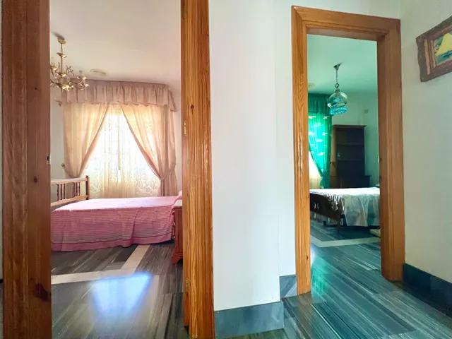 FANTÁSTICO CHALET EN OTURA — 39