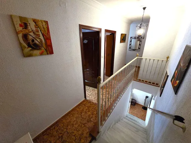 GRAN VIVIENDA CON GARAJE EN CHICLANA DE LA FRONTERA SITUADA EN LA ZONA DEL PILAR — 29