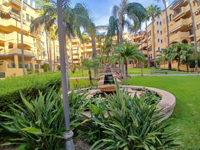 Venta de Vivienda y plaza de garaje en San Pedro de Alcántar - foto 4
