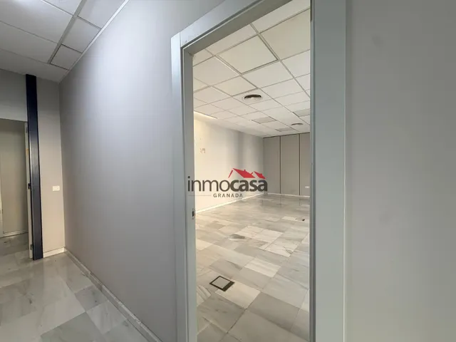 Local comercial 185m² en alquiler - San Miguel — 25