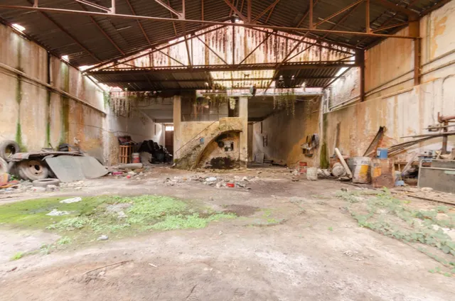 Gran Local en el Centro de Mieres — 8