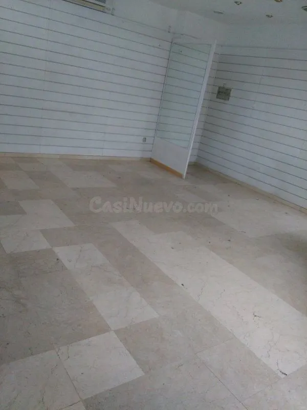 Local en Cánovas - foto 4