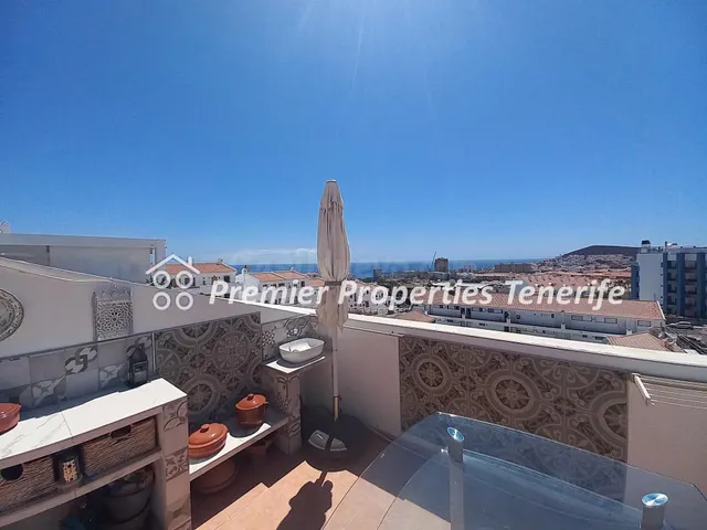 Apartamento duplex con 2 dormitorios, Colina Park, Los Crist