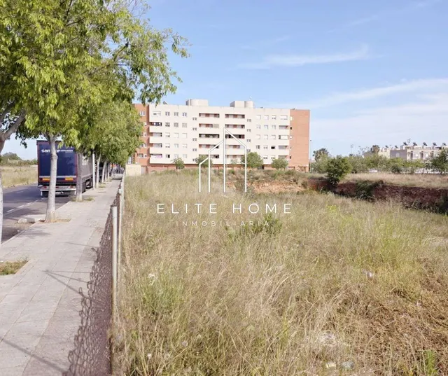 SUELO URBANO EN UBICACIÓN PRIVILEGIADA Y CON PROYECCIÓN DE F