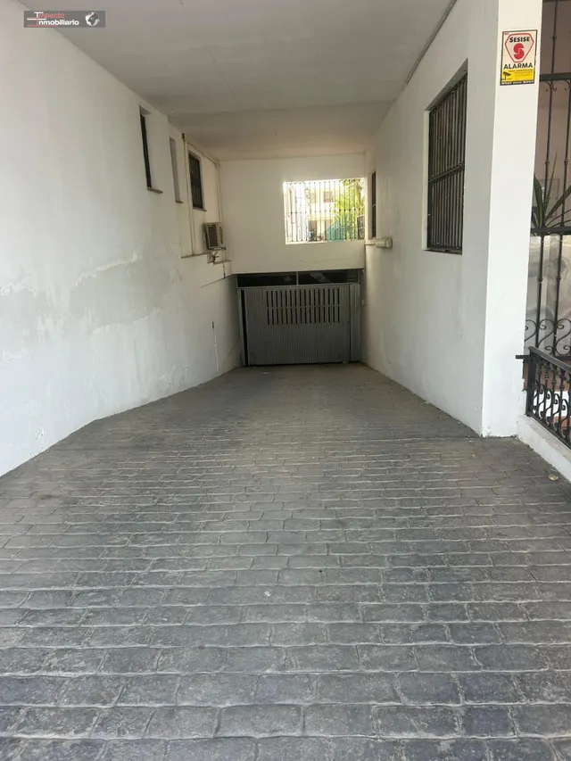 PLAZA DE PARKING, VERA — 6