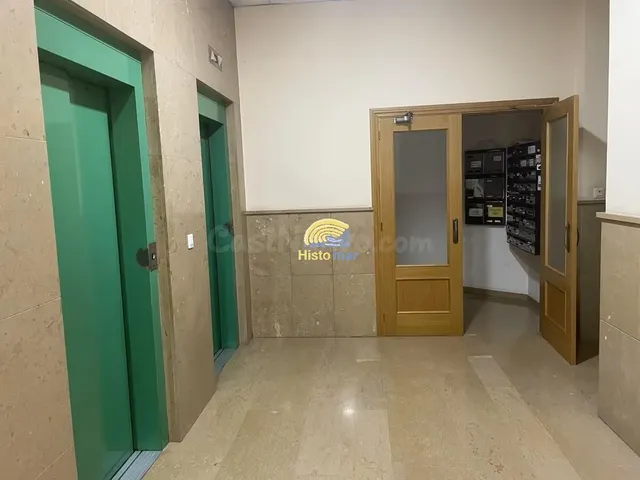 ESTUPENDA OFICINA EN EL EDIFICIO LA ROTONDA - foto 5