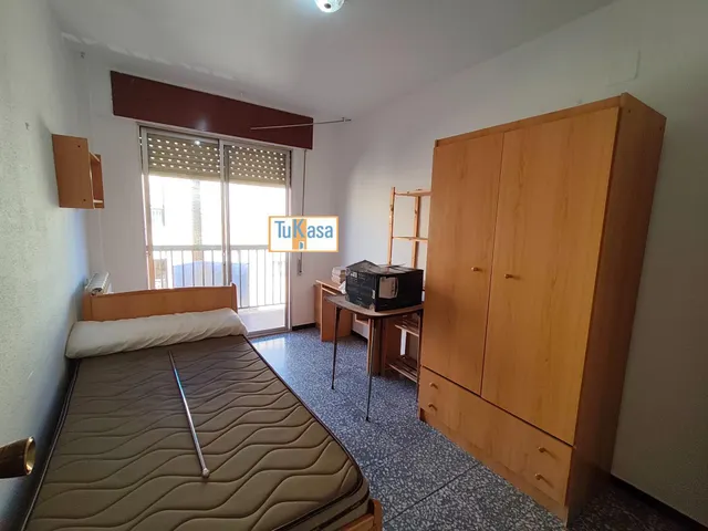 piso en Venta Centrico, a escaos metros de la Cruz de los Caidos, Cáceres — 18