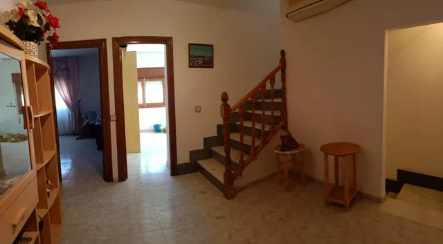 CASA FAMILIAR EN URRÁCAL ( ALMERÍA ) DE CINCO habitaciones. — 24