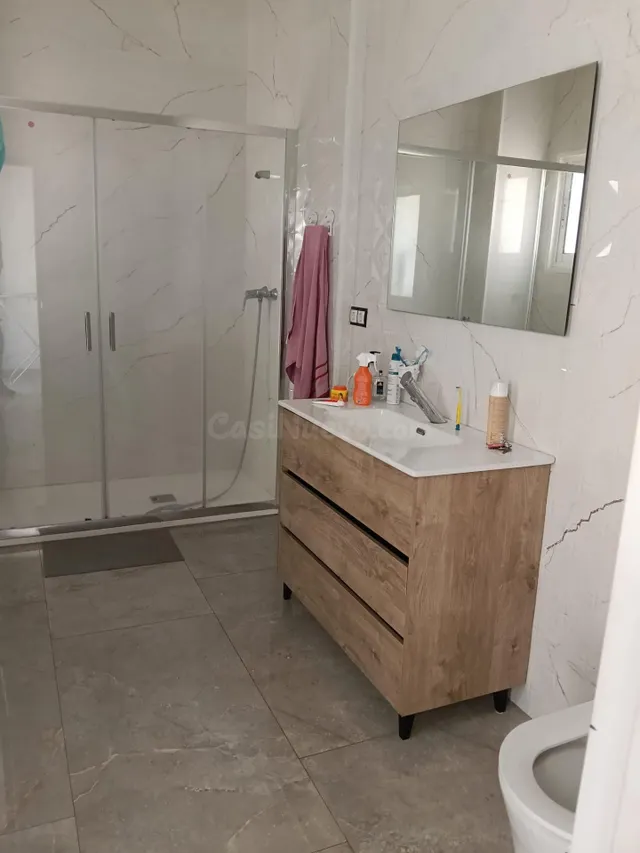 Oportunidad única local comercial — 3