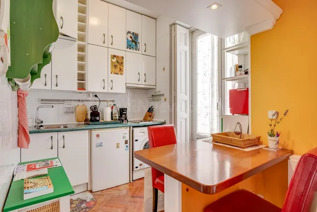 DP2020 ALQUILA FANTÁSTICO ESTUDIO EN LA ZONA DE CHUECA - foto 3