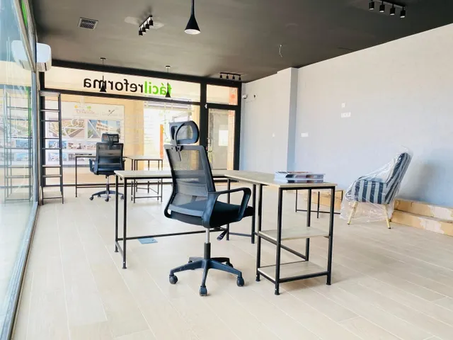 Local comercial 81m² en venta - Villamartín-Las Filipinas — 25