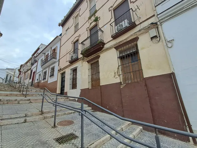 Venta de Piso  para reformar en Puente Genil (NO VISITABLE) — 3