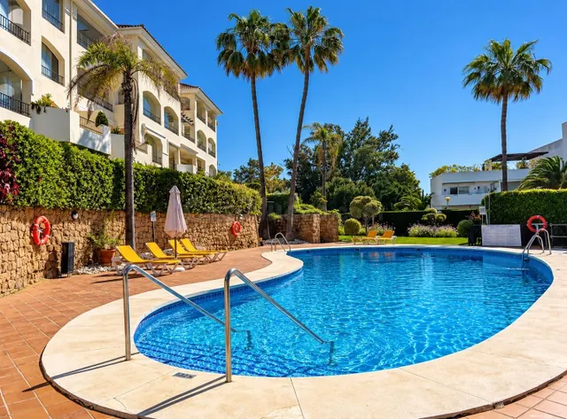 Exclusivo ático de lujo en Elviria con espectaculares vistas al mar — 3