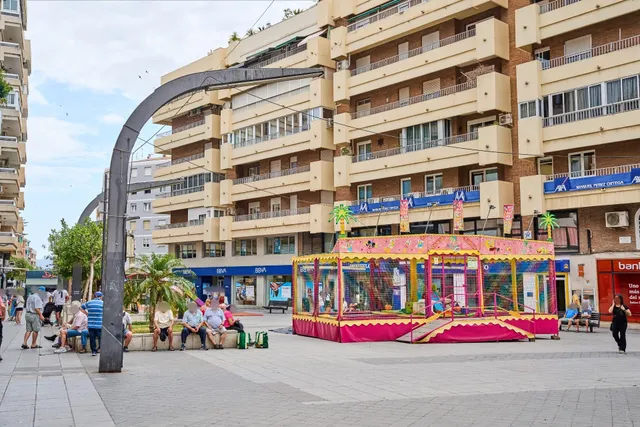 EXCLUSIVA VIVIENDA REFORMADA EN PLENO CENTRO DE MOTRIL – CAL - foto 2