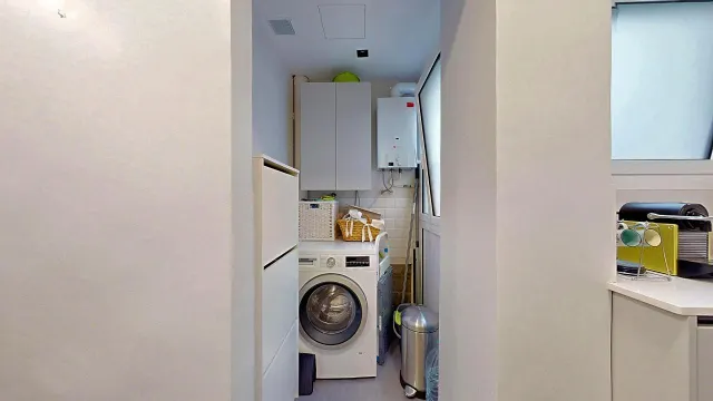 7ª PLANTA REFORMADA Y MUY TRANQUILA JUNTO AL NUEVO PARQUE DE LA SAGRERA — 31