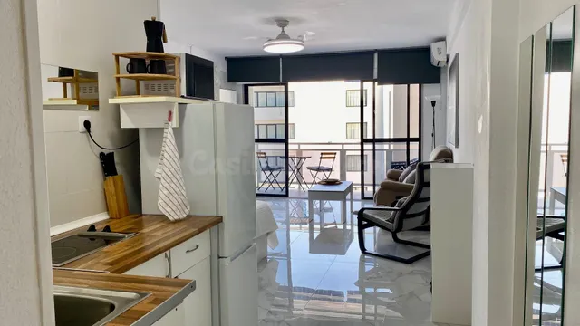 ESTUDIO CON VISTAS AL MAR Y A ESCASOS METROS DE LA PLAYA EN  - foto 5