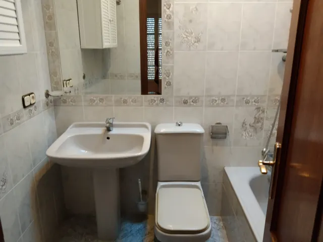 SE VENDE CHALET EN ZONA NORTE — 23