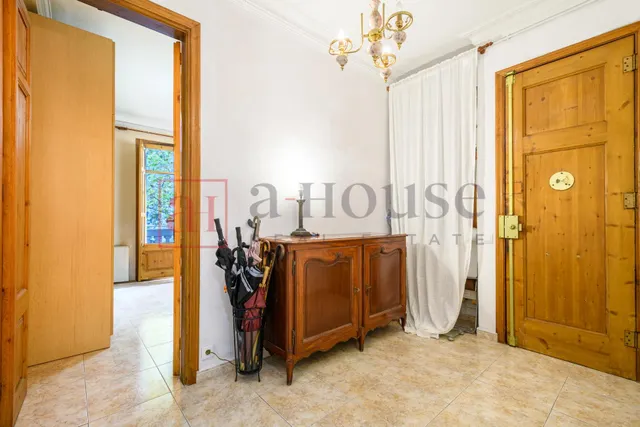 PISO LISTO PARA ENTRAR A VIVIR CON BALCON Y DOBLE ORIENTACIÓN EN LA DRETA DE L'EIXAMPLE — 29