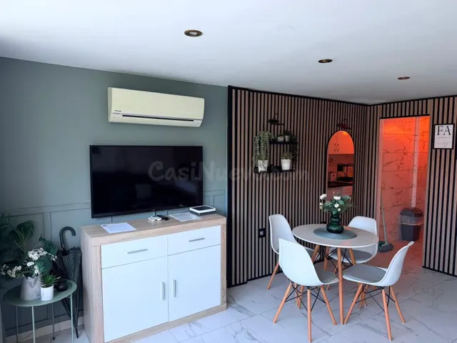 Apartamento reformado con piscina y parking comunitario — 7