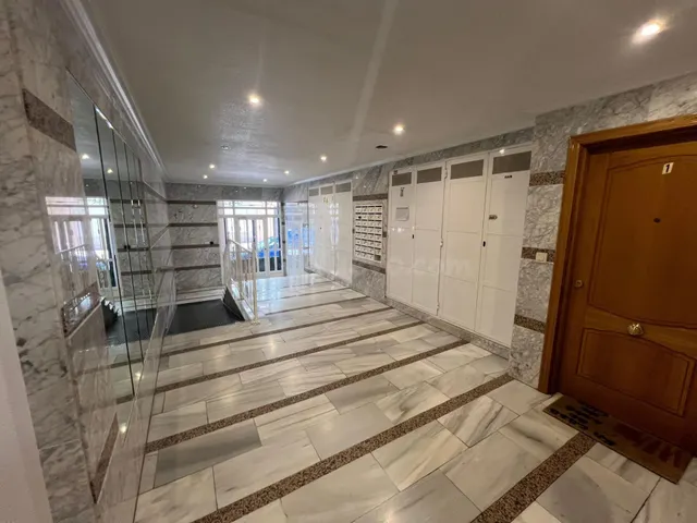 APARTAMENTO DE 2 habitaciones, TODO EXTERIOR, RODEADO DE TODOS LOS SERVICIOS — 3