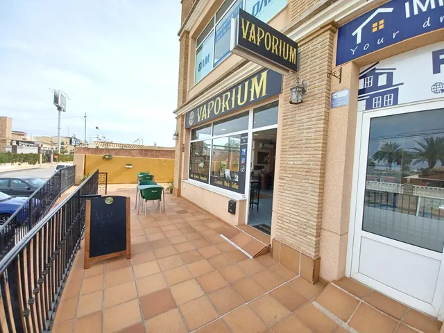 Local comercial en venta en La Regia — 9