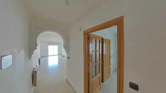 Amplio y Moderno Piso en el Corazón de Armilla — 13
