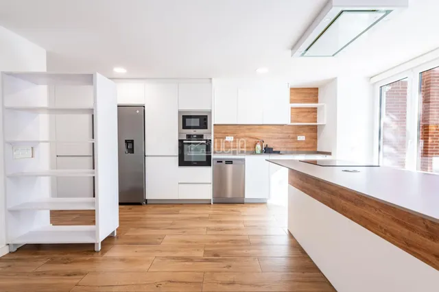 Pareado 4 habitaciones 309m² en venta - Urb. Mas Camarena