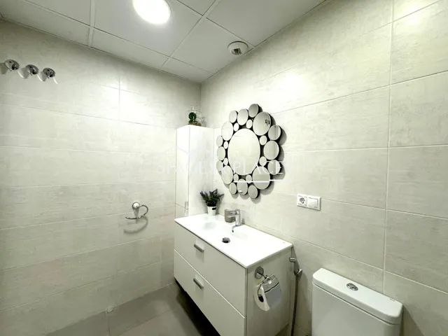 Alquiler de Piso 3 Dormitorios 2 Baños Vista al Mar — 17