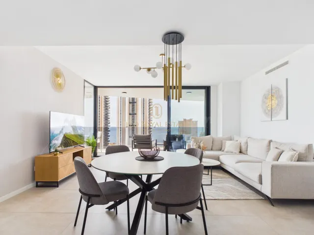 Apartamento de 2 dormitorios en la planta 11 de Torre Sakura - foto 2