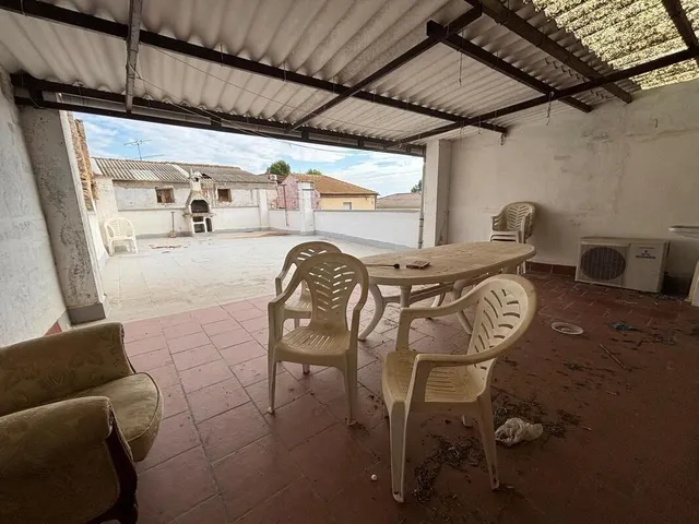 Casa 3 habitaciones 275m² en venta - Escatrón — 18