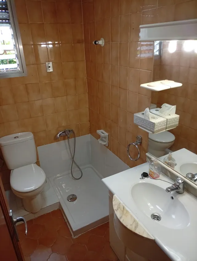 CASA EN LA MEJOR ZONA DE LA COLONIA — 13