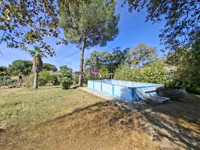 ENCANTADORA PARCELA CON CASA EN BADAJOZ - foto 4
