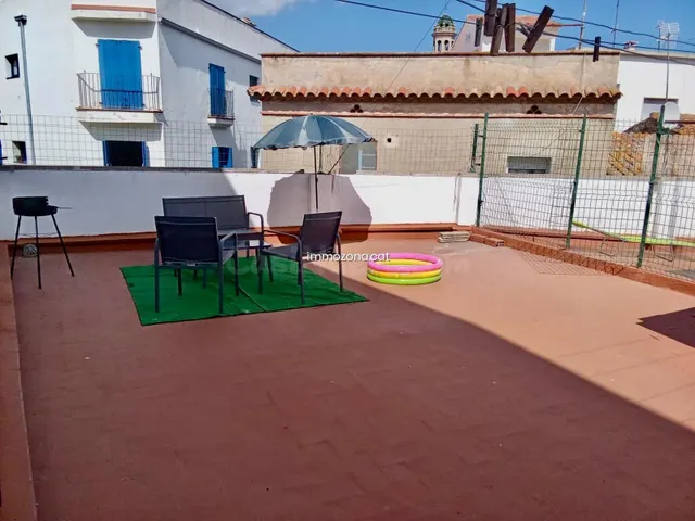 Casa de pueblo en Llançà - foto 4