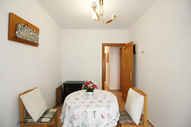 Amplia vivienda de 4 habitaciones en zona cervantes – Alaquàs — 18