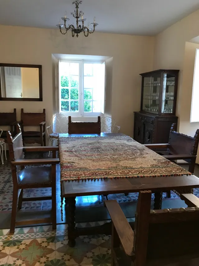 IMPRESIONANTE CASA EN EL CENTRO DE VALENCIA DE DON JUAN, IDEAL NEGOCIO. EN PERFECTO ESTADO. — 6
