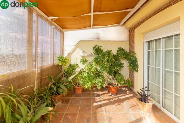 Ático Soleado con Gran Terraza en Esquina — 6